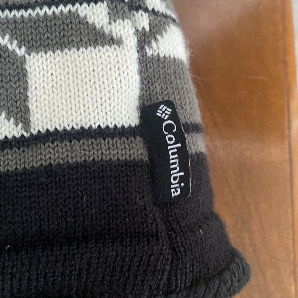 Vintage Ski hat. Adult. Made by Columbia - Picture 2 of 3
